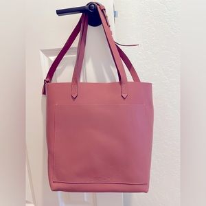 Rare Madewell Medium Transport tote in Rosewood